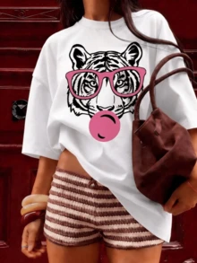 Tiger With Pink Glasses And Bubble Reflecting A Modern And Fun Free Spirit Full Of Youthful Energy, Comfortable Casual Women's T-Shirts For Summer - 白色 - 查看 8