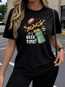 Beer Splashing From A Glass, Accompanied By Red Lips, Symbolizes Energy, Fun, And A Free Spirit-Perfect For Gatherings With Friends. A Casual And Modern Women's T-Shirt. - 黑色 - 查看 6