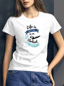 Text Displaying A Cheerful Message About Enjoying Life On An Airboat With Blue Waves And Lettering That Inspires Freedom And Adventure. Comfortable Casual Women's T-Shirt Ideal For Relaxed Days And Sea Lovers. - 白色 - 查看 8
