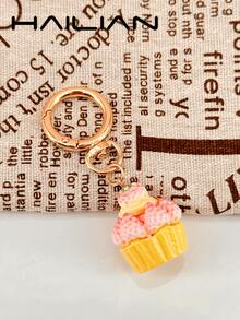 HAILIAN Simulation Strawberry Cupcake Bag Charm, Kawaii 3D Pendant, Sweet Aesthetic Keychain, Ins Style Accessory, Ideal Gift For Friends - Multicolor - View 2