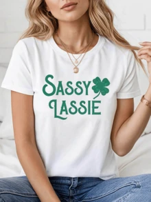 A Green Shamrock Symbolizing Fortune, Optimism, And Positive Energy, Accompanied By Cheerful And Vibrant Lettering That Evokes Irish Charm, Is A Stylish And Confident Casual T-Shirt For Everyday Wear. - 白色 - 查看 6