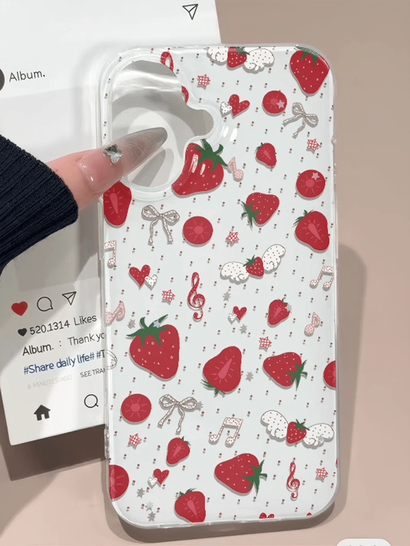 Music Note & Strawberry Pattern Phone Case, Suitable For IPhone 17, IMD Soft Protective Cover For IPhone 15 Pro Max, Cute Design For IPhone 16 Pro, European And American Style For IPhone 14, Suitable For Girls - Red - View 1