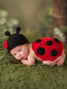 2pcs Newborn Photography Outfit, Cute Ladybug Knitted Insect Clothes, Baby Boy Girl Birth Celebration Photography Props, Gender Reveal Gift - Multicolor - View 1