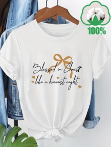 Símbolo de fe y bendición con lazos dorados y corazones pequeños que evocan una noche de cosecha llena de gratitud y esperanza camiseta de mujer cómoda y moderna para uso diario - Blanco - Ver 1