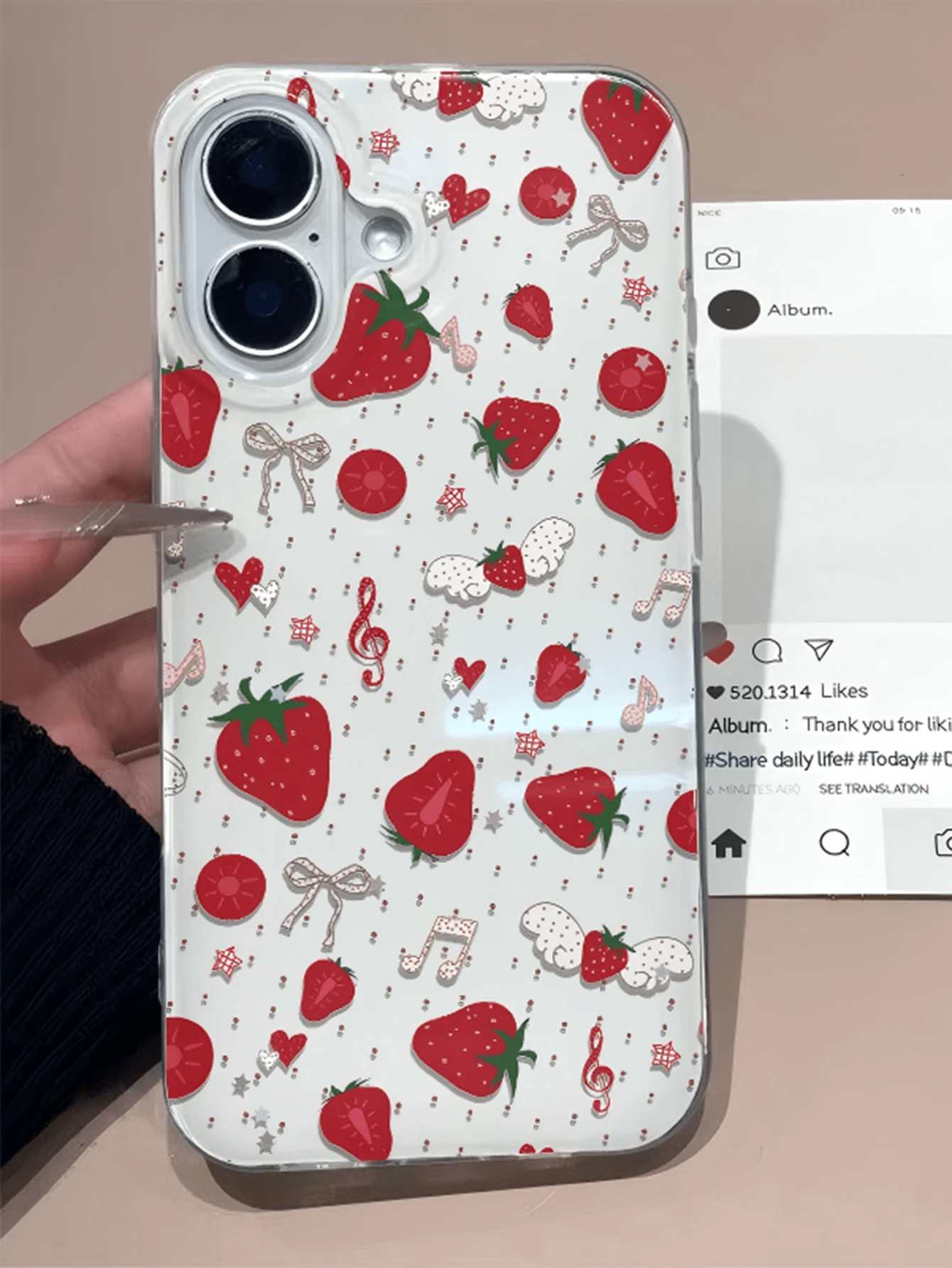 Music Note & Strawberry Pattern Phone Case, Suitable For IPhone 17, IMD Soft Protective Cover For IPhone 15 Pro Max, Cute Design For IPhone 16 Pro, European And American Style For IPhone 14, Suitable For Girls - Red - View 1