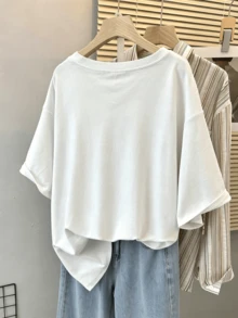 Camiseta blanca de cuello en V para mujer talla grande, top casual de manga corta con estampado de gato mágico & estrella para verano - Blanco - Ver 2