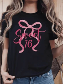 Lazo rosa que simboliza juventud y celebración con letras curvas que evocan alegría y dulzura resaltando el espíritu de cumplir dieciséis años camiseta de mujer casual moderna para ocasión especial - Negro - Ver 6