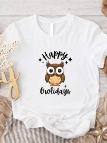 Búho alegre que representa sabiduría y buenos deseos con letras divertidas que inspiran optimismo y conexión con la naturaleza camiseta de mujer cómoda y casual para uso diario - Blanco - Ver 8