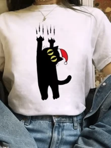 Gato travieso con gorro rojo y ojos brillantes simboliza energía curiosa y encanto festivo mientras muestra sus garras hacia arriba camiseta de mujer moderna cómoda para uso diario - Blanco - Ver 8