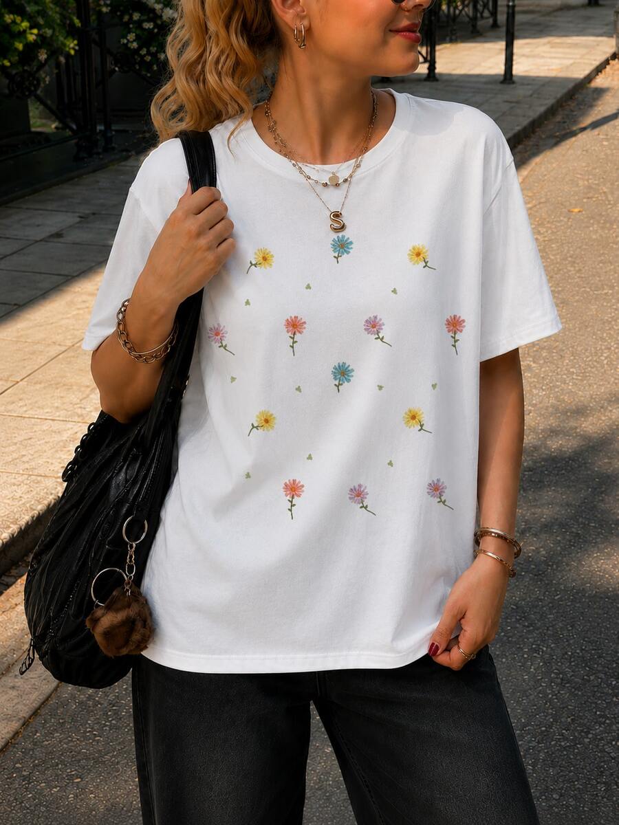 Camiseta Casual Blanca para Mujer con Diseño de Flores Multicolores, Manga Corta, Ajuste Holgado, Ropa Básica de Temporada, Perfecta para Combinar con Jeans y Faldas, Estilo Juvenil y Versátil - Blanco - Ver 1