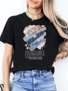 Flores coloridas mezcladas con trazos azules que simbolizan frescura y renovación inspiran confianza y alegría en cada paso camiseta de mujer cómoda y moderna para uso diario - Negro - Ver 1