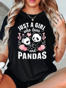 Dos pandas abrazándose rodeados de corazones y flores rosas transmiten ternura amistad y amor por los animales camiseta de mujer cómoda con estilo casual y mensaje positivo - Negro - Ver 1