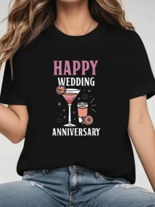 Copas festivas con bebidas coloridas que simbolizan alegría unión y celebración de un aniversario especial con energía positiva y encanto moderno camiseta de mujer para ocasión alegre - Negro - Ver 1