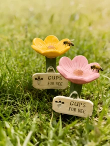 1/5pcs Multicolor Flower Shaped Bee Feeder, Outdoor Hanging Watering Station, Beekeeping Feeding Tray, Garden Decor, Reusable Bee, Butterfly & Hummingbird Waterer, Decorative Ornament, Garden Decor, Gardening Landscape, Gardening, Gardening Ornament - Multiple Styles - View 6