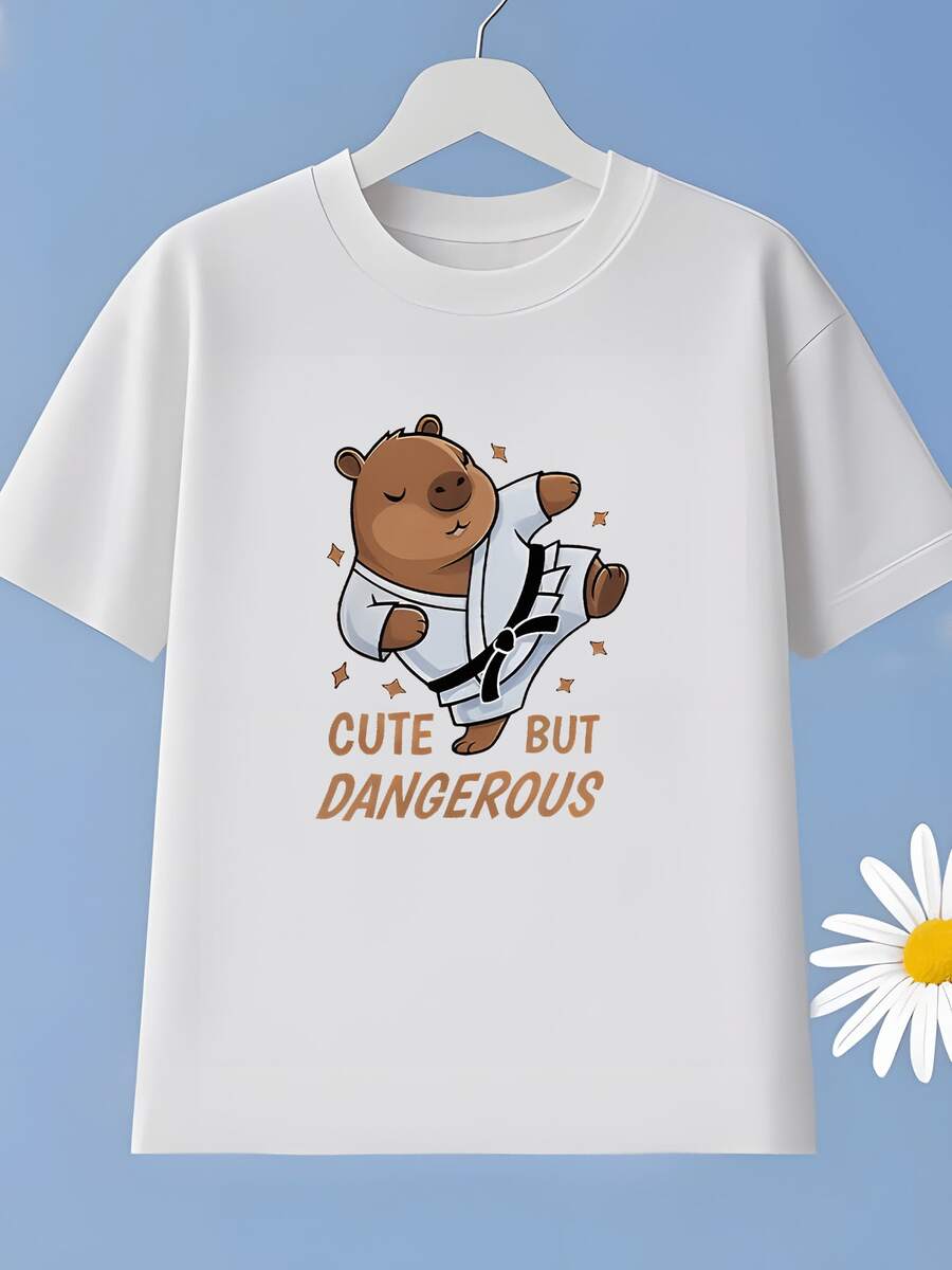 Camiseta de Niño con Estampado de Dibujos Animados y Letras - Suave y Transpirable, Cuello Redondo, Manga Corta, Diseño Creativo de Capibara y Kung Fu, Estilo Casual y Cómodo para Primavera/Verano, Lavable a Máquina, Corte Holgado, Camiseta Juvenil para la Temporada de Regreso a Clases - Blanco - Ver 1