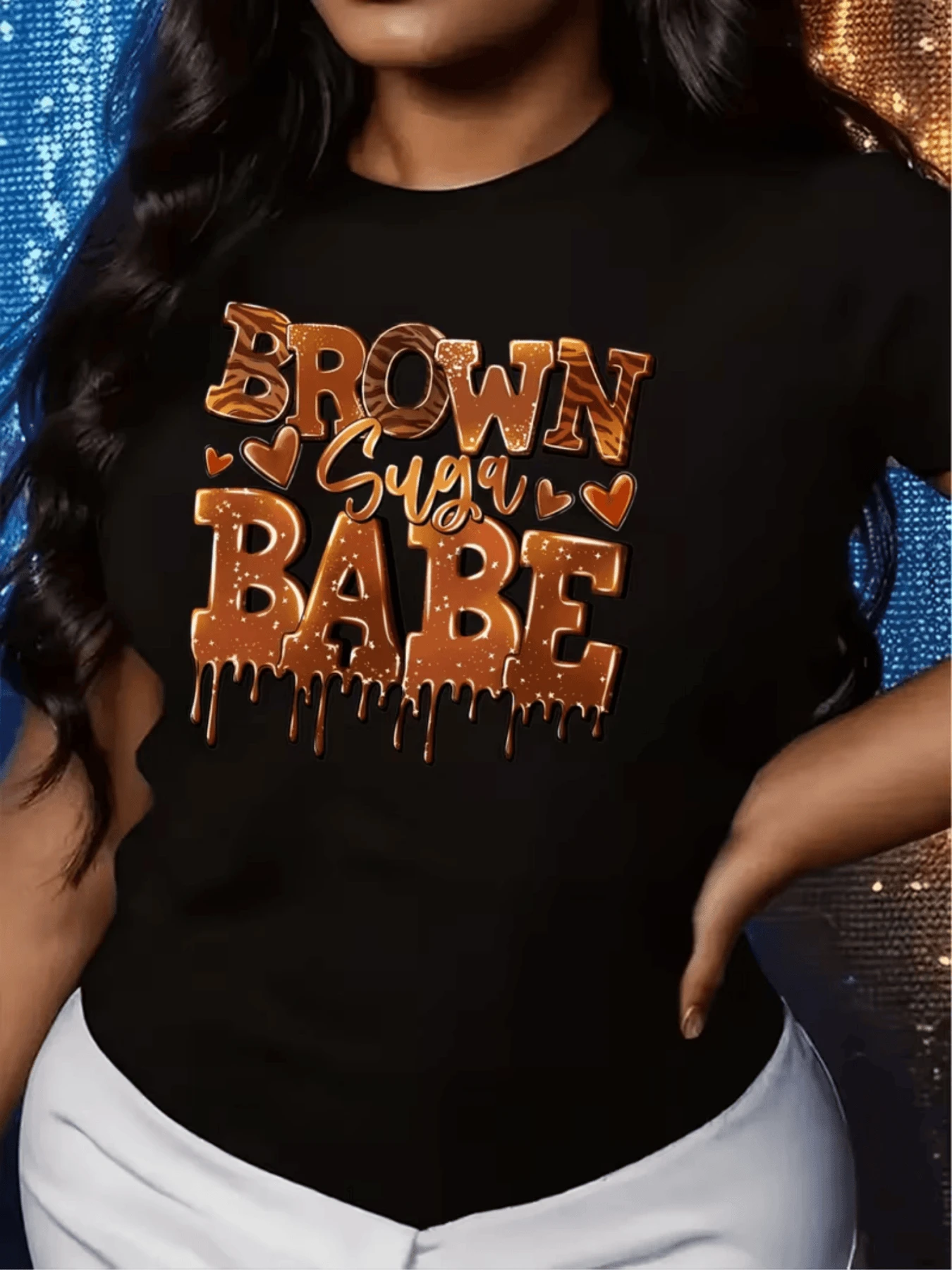 Chocolate-Colored Words With A Glossy Texture Expressing Confidence, Sweetness, And Feminine Strength In Warm Tones With Small Hearts Radiating Positive Energy. Attractive, Modern Casual Women's T-Shirt - 黑色 - 查看 1
