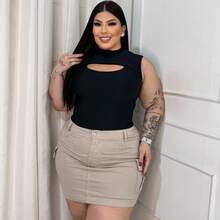 Body Feminino Plus Size Gola Alta Sem Manga Suplex Body Justo Moderno Confortável - Preto - Visão 1