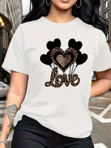 Corazones con patrón de leopardo rodeados de globos oscuros simbolizan la fuerza del amor salvaje y la pasión libre camiseta de mujer casual moderna para uso diario - Blanco - Ver 8