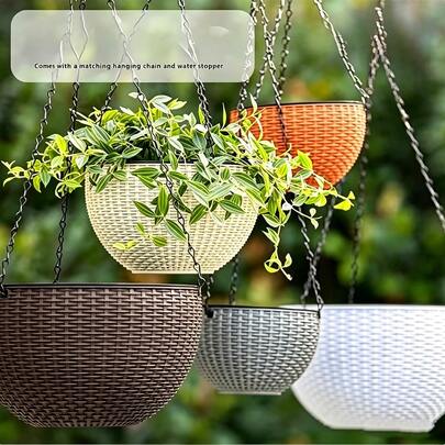 سلال معلقة ذات طبقتين مع نظام تصريف، تتميز بتصميم نمط الخلية السداسية، متوفرة ب- 7 ألوان. تشمل خطافات أصص بلاستيكية للتركيب السهل. مناسبة للاستخدام الداخلي والخارجي. مصنوعة من بلاستيك متين، مما يجعلها هدية مثالية.