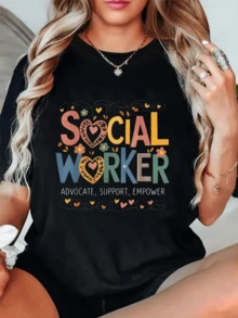 Adoro mi profesión de trabajadora social con corazón y flores que simbolizan cuidado y crecimiento camiseta de mujer con lema inspirador que impulsa a abogar apoyar y empoderar vidas camiseta para profesionales que brindan ayuda y esperanza. - Negro - Ver 8