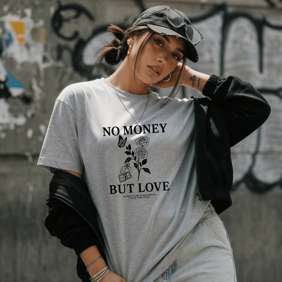 Camiseta Feminina Estampada But Money 100% Algodão Premium Gola Redonda Plus Size Camisa Blusa T-Shirt Confortavel - Cinza - Visão 1