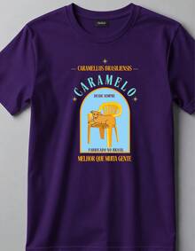 Women's Short-Sleeved, Crew-Neck T-Shirt With A "Caramel Made In Brazil" Print. Casual, Regular-Length Top For Everyday Wear. - 藏蓝色 - 查看 9