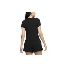 Nike Sportswear CHILL KNIT舒適修身純色logo印花彈性圓領短袖 T卹 女款 黑/白 - 黑色 - 查看 5