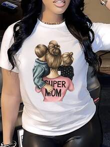 Three Figures Embracing, Representing The Unconditional Love Between A Mother And Her Two Children, Conveying Unity, Tenderness, And Feminine Strength. A Modern, Comfortable, Casual Women's T-Shirt For Everyday Wear. - 白色 - 查看 1