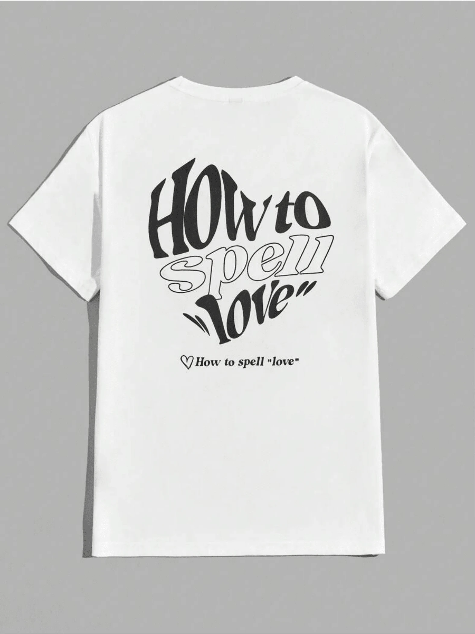 The Large Text Displays An Artistic Phrase That Speaks About The Way Love Is Written, Highlighting Curved Letters And Romantic Energy That Conveys A Positive Message In Every Word. A Comfortable, Modern Men's T-Shirt, Perfect For Everyday Wear On Casual Occasions. - 白色 - 查看 1