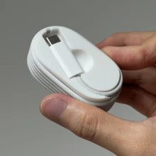 充電器收納盒、支架與線材管理盒，兼容編織防損充電線，小巧便攜輕量薄型收納盒，耐刮防滑耐用，可靈活重複使用，免黏貼易操作，可水洗，觸感柔軟，防震防塵防刮，防纏繞，省空間，適合旅行 - 彩色 - 查看 4