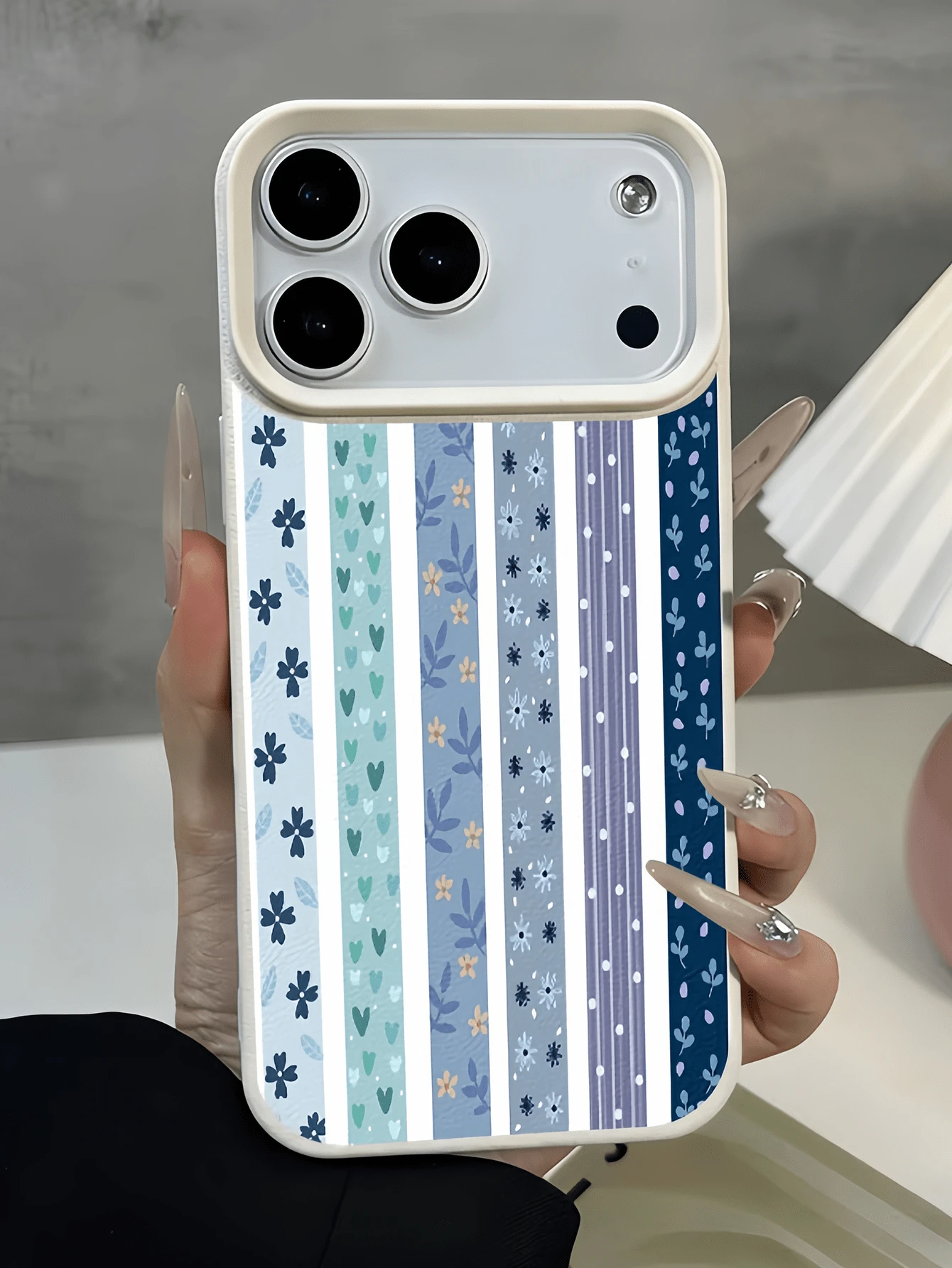 1pc Minimalist Multi-Color Striped & Floral Pattern Personalized TPU Shockproof Full Coverage Phone Case, Compatible With Apple 17, 16, 15, 14, 13, 12, 11 Pro Max, Air, And Series - Multicolor - View 1