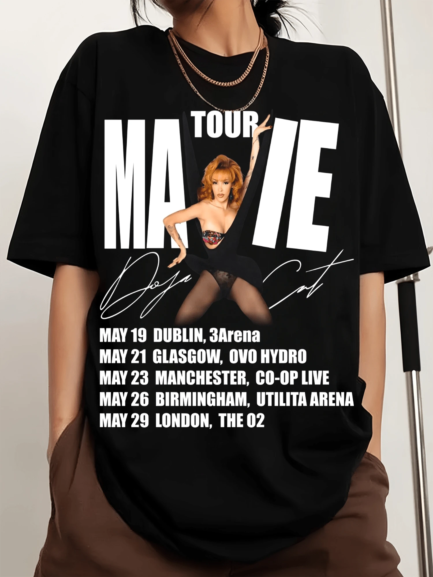 Dojass - Cats T-Shirt, Mas Vies World Tour 2026, UK Tour 2026, Dojass - Cats Fans Gift Top, Unisex T-Shirt, Dojass - Cats 2026 Tour Crew Neck Sports T-Shirt With Print For Men, Comfortable And Versatile, 100% Cotton, 220g - 黑色 - 查看 1