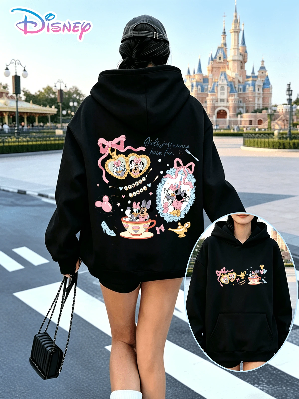 Disney Minnie Mouse Heart-Shaped Photo Frame Hoodie, A Casual, Versatile, And Sweet Style, Perfect For Everyday Wear At Home, Shopping, Dates, And Theme Park Photos. Full Of Festive Vibes. (Women's Autumn/Winter Clothing/Elegant Women's Outfits/Patterned Hoodies/Printed Tops/Casual Outfits For Women/Women Trending Now/Holiday Co-Ord/Plus Size Friendly) - màu đen - Xem 1