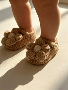 1 đôi tất tập đi/tất chân đan móc hình hoa cho bé sơ sinh - Màu Khaki - Xem 3