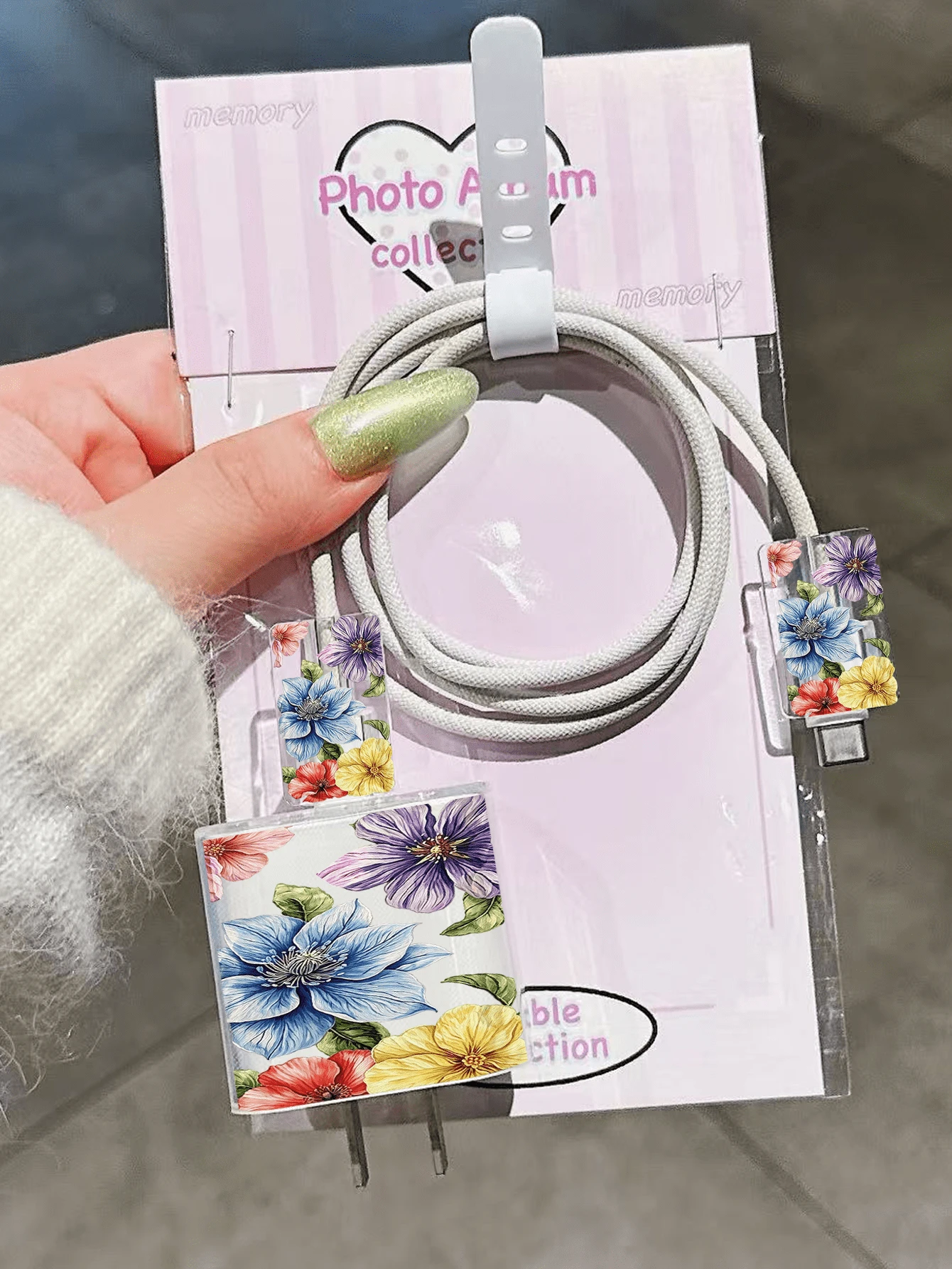 Cute Floral, Colorful Flower Pattern, Minimalist Apple Charger Protective Case, Compatible With 20W Charger For IPhone 15, 16 ProMax Cable Protector, Anti-Bending, Anti-Cat Bite, Suitable For 13/14 Plus Data Cable Protector, Charger Protector. Christmas Gift - Clear - View 1