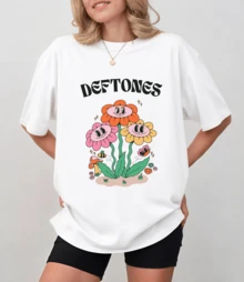 De-Ftoness Retro 70's Style T-Shirt With Floral And Bee Illustration, Unisex Relaxed Fit - White - View 8