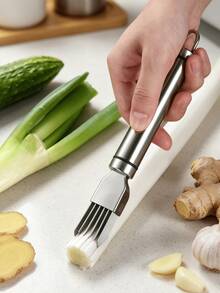 1/2PCS Stainless Steel Multi-Function Scallion Slicer, Onion Cutter, Vegetable Slicer, Kitchen Tool, Scallion Shredder, Stainless Steel Scallion Knife, Kitchen Slicer And Vegetable Cutter, Kitchen Vegetable Onion Garlic Slicer, Kitchen Gadget, Vegetable Slicer And Chopper - Silver - View 4