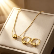 JOJELOO Bộ trang sức 2 món/set mặt dây chuyền quả cầu vàng tối giản, dây chuyền và bông tai hình cầu hình học bằng thép không gỉ, phù hợp cho nữ đeo vào mùa hè, Giáng sinh, Valentine, Lễ Tạ ơn và các buổi tụ họp hàng ngày, món quà tuyệt vời cho phụ nữ - Hoa tai tròn và vòng cổ - Xem 6