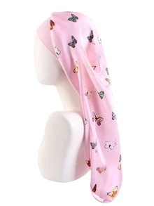 1 chiếc mũ trùm tóc bằng satin dài đuôi in hình bướm và báo, được làm từ vải satin mềm mại, kiểu dáng ngọt ngào và nổi bật với phần đuôi dài che phủ toàn bộ tóc, chống xù và thoáng khí; lý tưởng cho giấc ngủ, spa và tháng Ramadan, có nhiều lựa chọn họa tiết. - Nhiều màu - Xem 8