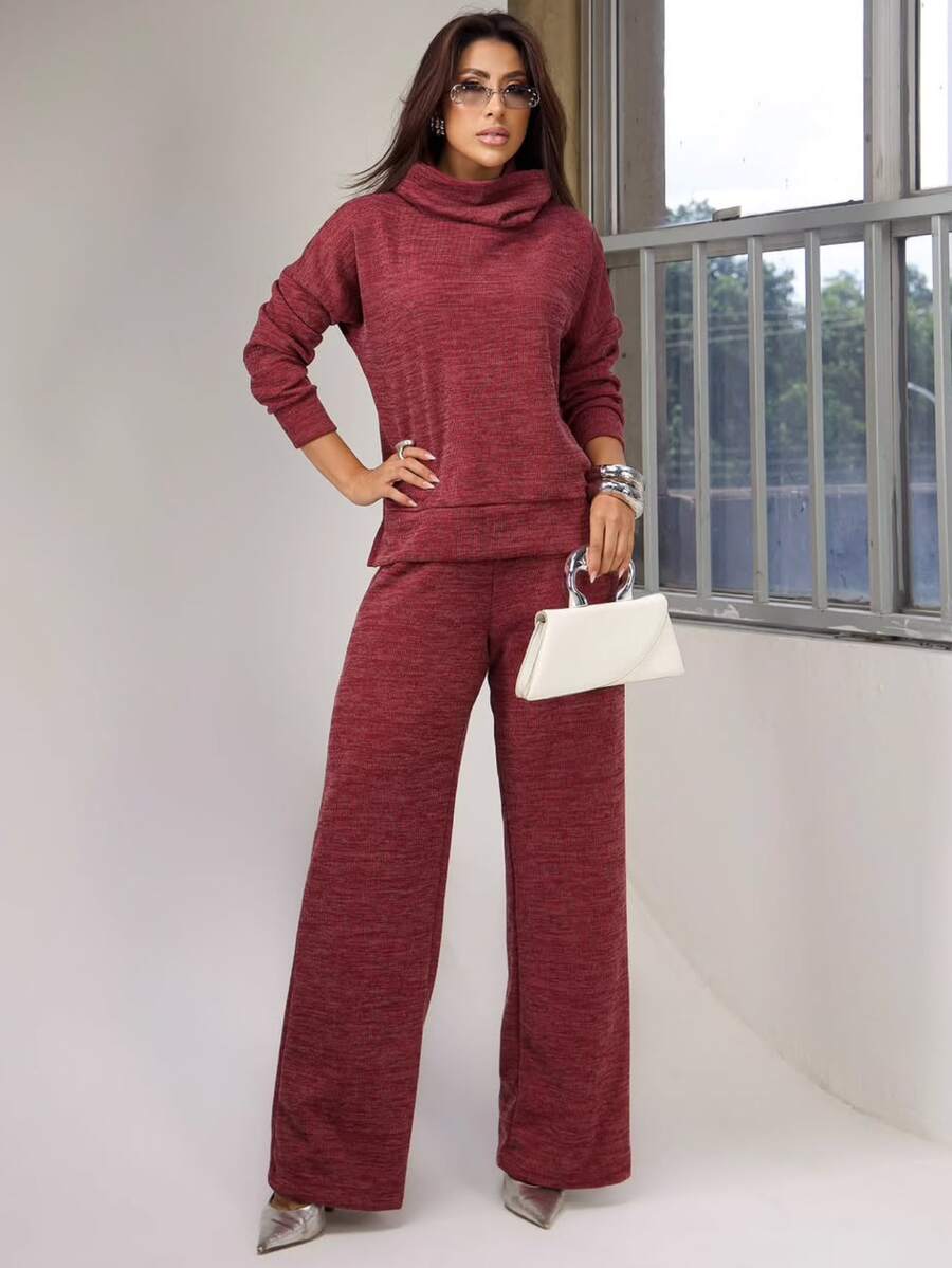 Women's Set Including A Turtleneck Long-Sleeved Blouse With High-Waisted Wide-Leg Trousers In Premium Ribbed Knit - Winter, Cool Tailoring, Elegant Turtleneck, Comfortable Wide Leg, Casual Everyday Warm Wine Red Blouse - 酒紅色 - 查看 1