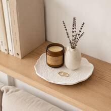 Plato decorativo con forma de nube asimétrica y textura de piedra cincelada, bandeja de resina con superficie de roca natural tallada a mano para joyas, anillos, postres, organizador de decoración del hogar estilo Wabi-Sabi premium - Multicolor - Ver 4