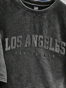 Women's T-Shirt With A Vintage-Style Washed Print Design. - Negro 4 - View 2