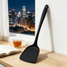 Spatule en silicone pour crêpes, compatible avec les poêles anti-adhésives, résistante à la chaleur, ne se décolore pas, anti-brûlure, avec trou de suspension, options multicolores - Multicolore - Voir 14