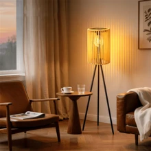 1 pieza Luz solar de piso con trípode para exteriores, luz solar de ratán, luz de porche con altura ajustable, luz de ambiente para patio, camping y fiestas, luz de decoración estilo rural para interiores y exteriores, adecuada para patio, terraza, jardín y decoración de porche - energía solar - Ver 10