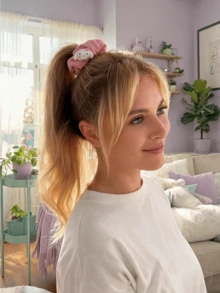 Miniso Waffle Knit Scrunchie Hair Tie 1Pc Soft Stretchy Comfortable Convenient Practical Easy To Use For Women Adults Daily Wear Party Casual Gift Includes Ponytail Holder Elastic Hair Band Hair Ring - Style1 - View 1