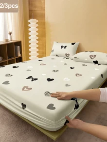 2/3 件套卡其色心形蝴蝶结床上用品套装（1 件床笠 + 1/2 件枕套），柔软透气，适用于厚度达 11.8 英寸的单人床、双人床、大号床、特大号床，家用纺织品，适合宿舍、大学等场所。 - 卡其色 - 查看 1