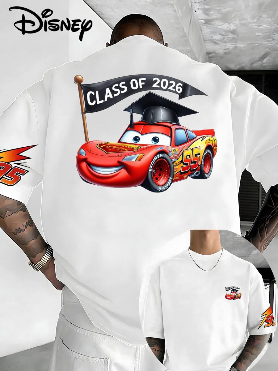 T-shirt à manches courtes Disney Lightning McQueen n° 95, imprimé recto verso, motif rétro Cars, détails classiques drapeau à damier et flammes sur les manches, design inspiré de la course automobile. Ce t-shirt blanc à col rond et coupe ample est confectionné en coton 100 % doux et respirant. Idéal pour les fans de Disney, les passionnés de course automobile et les étudiants, il se porte au quotidien, à l'école, lors d'activités de plein air ou de soirées à thème. Cette collection de t-shirts reprend les éléments emblématiques de Disney Cars, le célèbre numéro 95 et les lignes rétro des voitures de course, alliant style urbain américain et design cartoon. Elle est très appréciée des adolescents et des familles. - Blanc - Voir 1