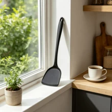 Spatule en silicone pour crêpes, compatible avec les poêles anti-adhésives, résistante à la chaleur, ne se décolore pas, anti-brûlure, avec trou de suspension, options multicolores - Multicolore - Voir 7