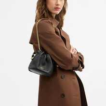COACH Faye 17 Gesteppte Details L Leder Umhängetasche, Klein, Damen, Schwarz - CDB69-IMBLK - Übersicht 7