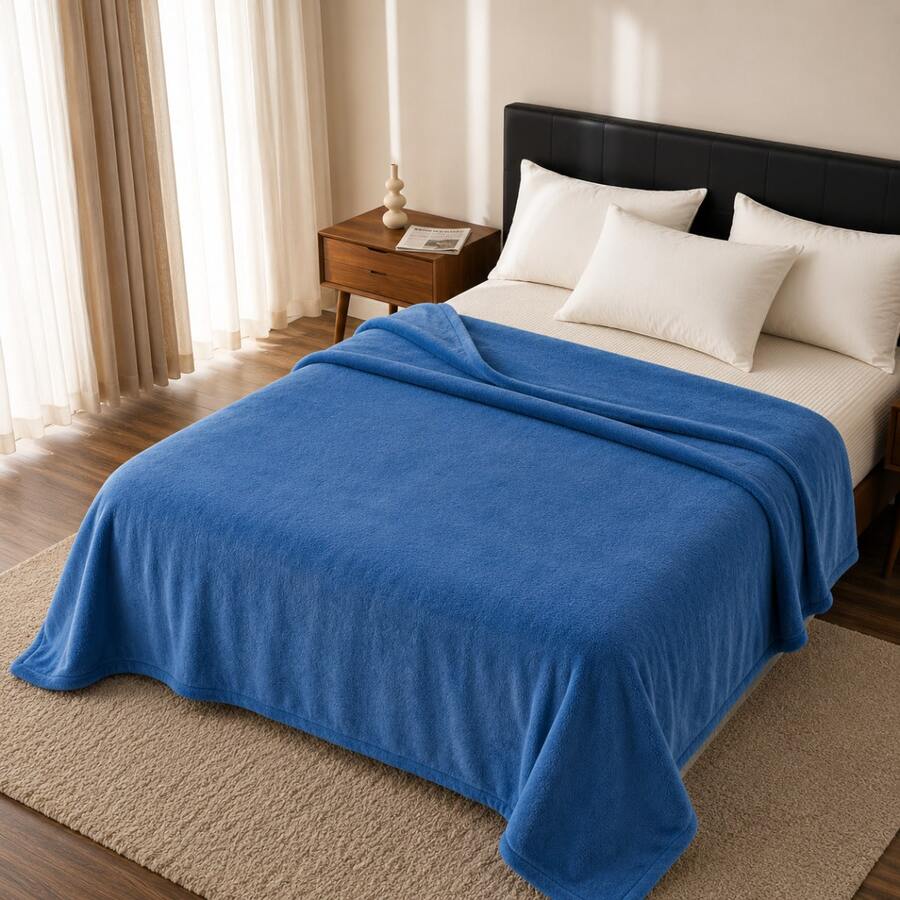 Microfiber Blanket Double And Queen Size Anti-Allergic Soft Extra Soft Flannel - Light Blue - View 1